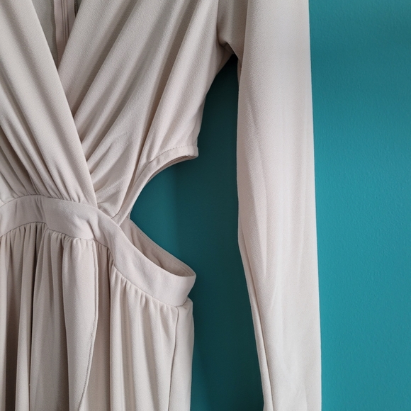 Asos floor length dress with side cutouts - Picture 4 of 7